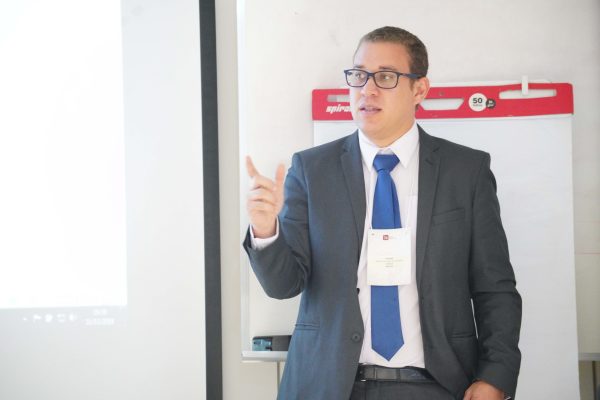 Diga aí, André Ribeiro: Trabalho e Finanças em tempos de pandemia.