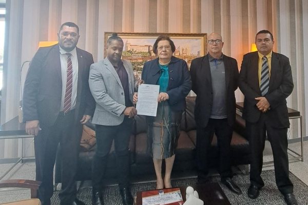 PGJ recebe diretores do Sindsempba