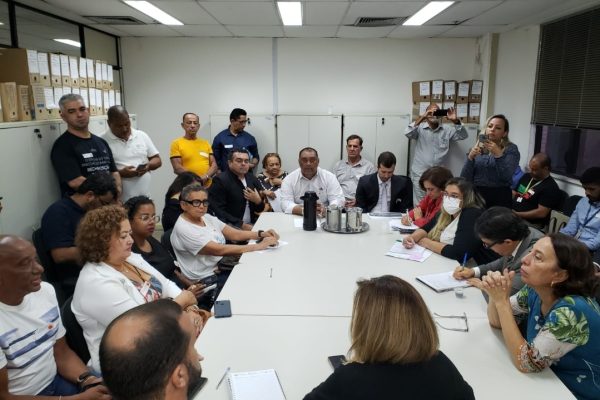 Sindsempba Participa de Encontro Ampliado para Discutir Situação do Planserv