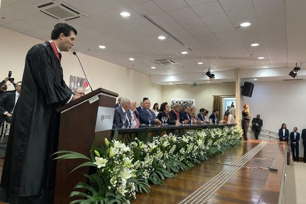 Solenidade de Posse do novo Procurador-Geral de Justiça conta com a participação efetiva do SINDSEMP-BA e diversos servidores