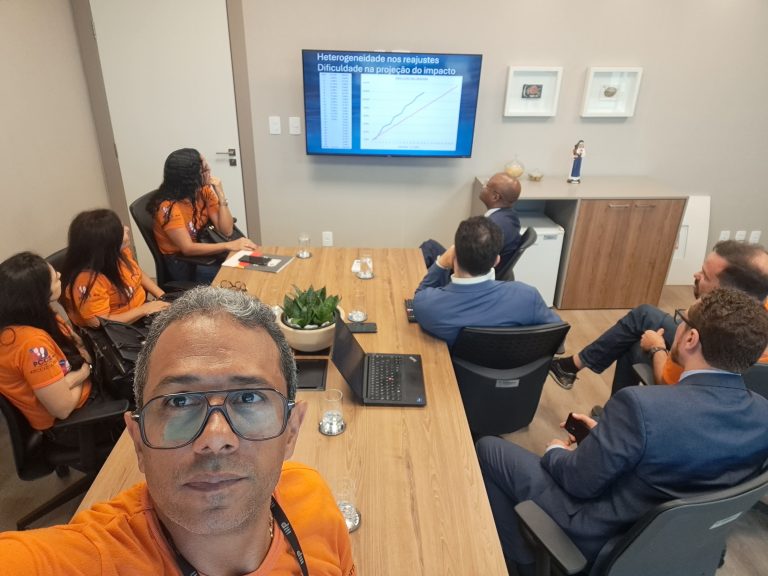 SINDSEMP-BA participa de reunião sobre PCCS